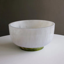 RESIN Rio Large Bowl with Base