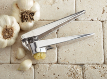 No-Peel, Self Cleaning Garlic Press