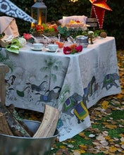 Barnum Tablecloth-106"