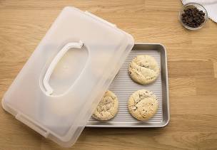 Jelly Roll Pan W/Lid